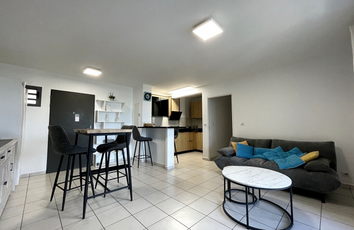 Location Appartement 66.8m&sup2; 3 pi&egrave;ces Saint-Pierre