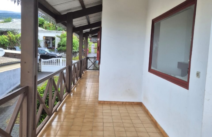 Villa T6 avec piscine Guillaume St-Paul