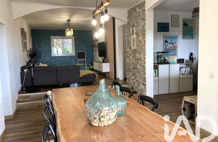 Vente Maison 214m&sup2; 8 pièces Bois de Nefles St Paul