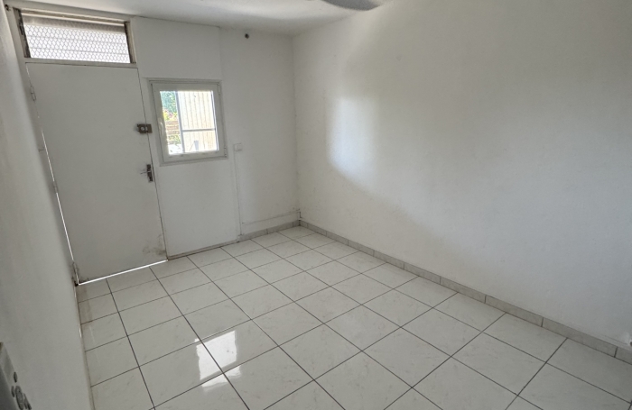 Location Maison 64m&sup2; 4 pièces Saint Louis