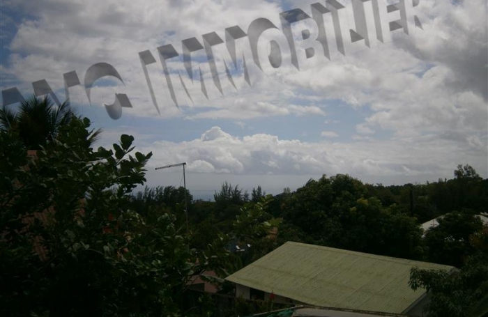 Vente Maison 100m&sup2; 4 pi&egrave;ces Rivi&egrave;re Saint Louis