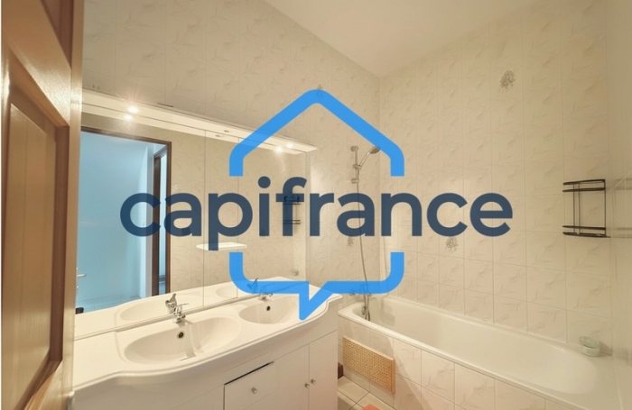 Location Bureaux 6m&sup2; 3 pièces Saint-Leu