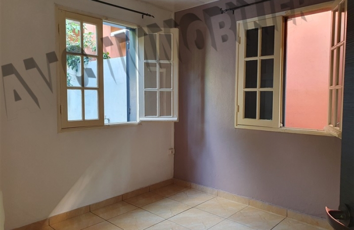 Location Maison 70m&sup2; 4 pi&egrave;ces Saint-Pierre