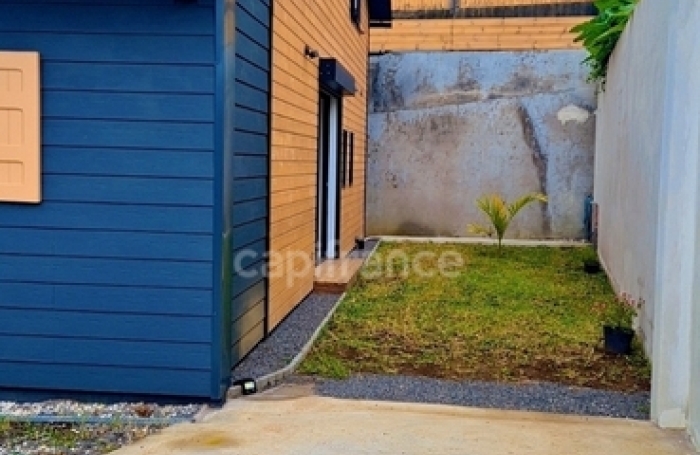 Vente Maison 90m&sup2; 5 pièces Saint Gilles Les Hauts