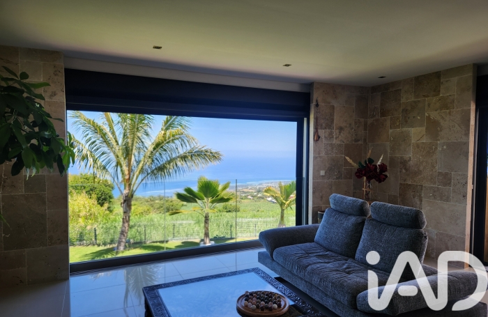 Vente Maison 161m&sup2; 5 pièces La Saline les Hauts