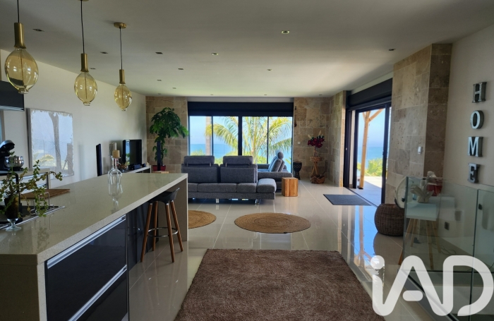 Vente Maison 161m&sup2; 5 pièces La Saline les Hauts