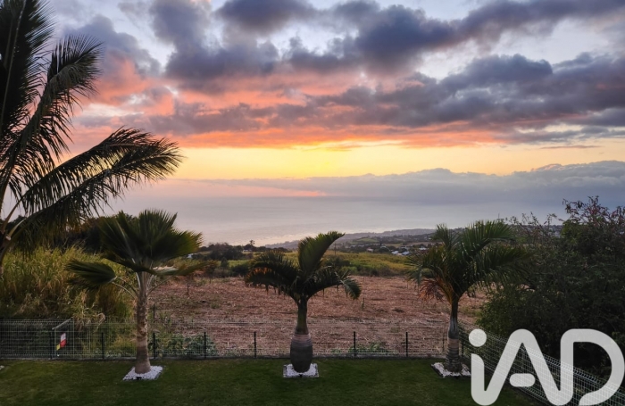 Vente Maison 161m&sup2; 5 pièces La Saline les Hauts