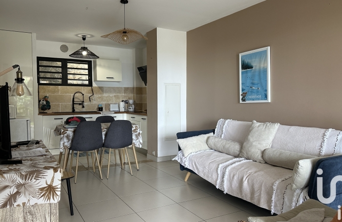 Vente Appartement 45m&sup2; 2 pièces Saint Gilles les Bains