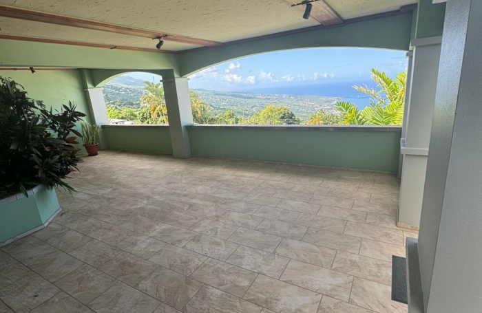 Vente Maison 246m&sup2; 6 pièces Saint-Leu