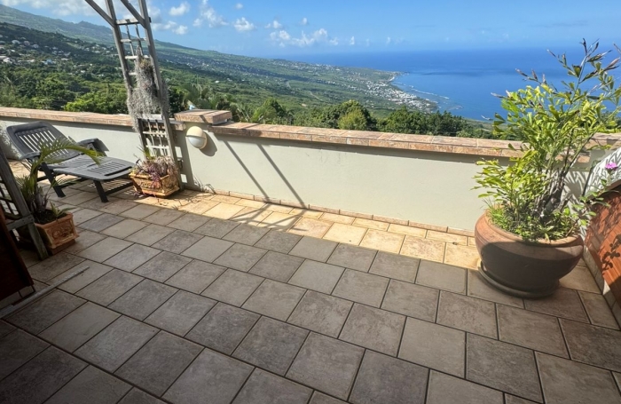 Vente Maison 246m&sup2; 6 pièces Saint-Leu