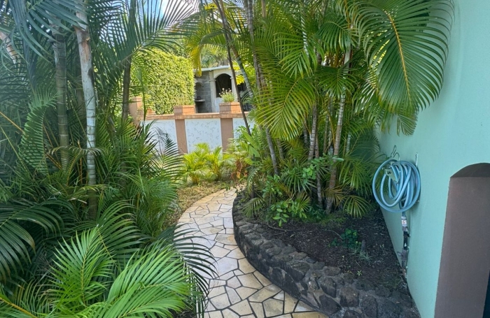 Vente Maison 246m&sup2; 6 pièces Saint-Leu