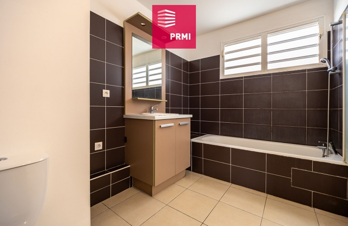 Vente Appartement 41.5m&sup2; 2 pi&egrave;ces Saint Gilles Les Hauts