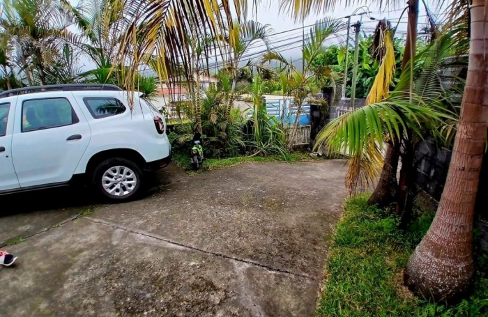 Vente Maison 110m&sup2; 5 pièces Rivi&egrave;re Saint Louis