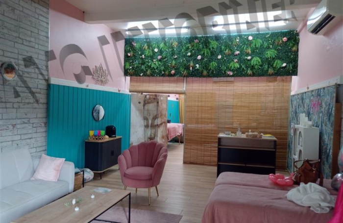 Location Local commercial 88m&sup2; 1 pi&egrave;ce Saint Paul