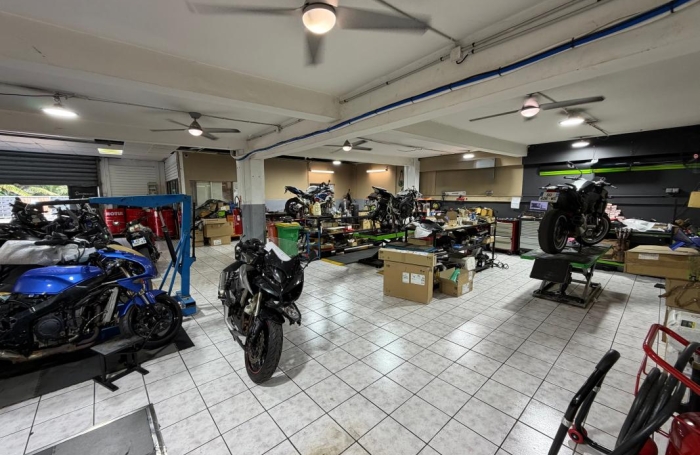 Vente Local commercial 1720m&sup2; Saint-Pierre