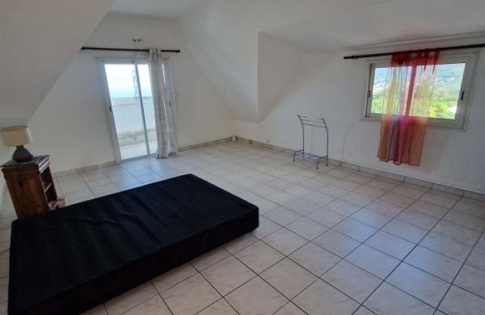 Vente Maison 105m&sup2; 3 pièces Le Tampon