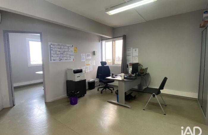 Vente Local commercial 84m&sup2; La Possession