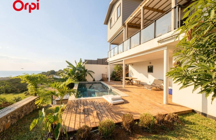 Vente Maison 129.95m&sup2; 5 pièces Saint Gilles Les Hauts