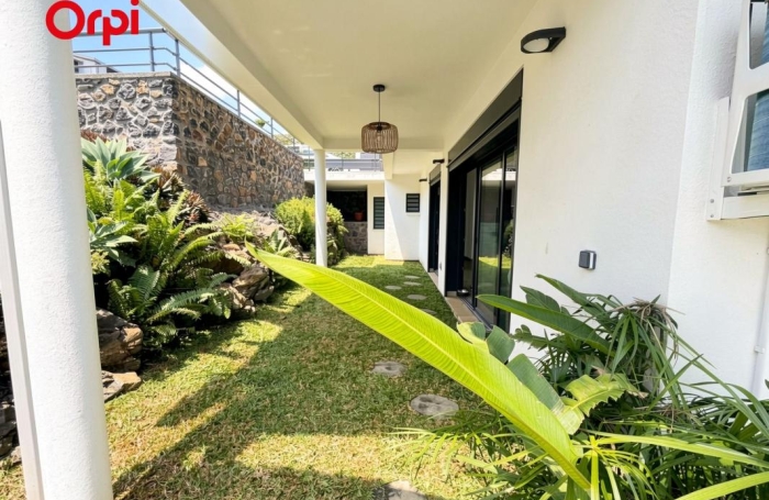 Vente Maison 129.95m&sup2; 5 pièces Saint Gilles Les Hauts