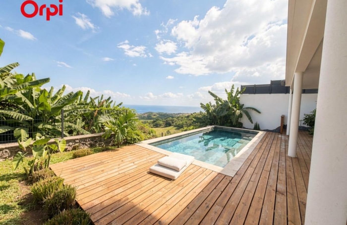 Vente Maison 129.95m&sup2; 5 pièces Saint Gilles Les Hauts