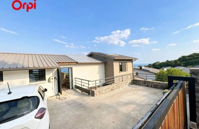 Vente Maison 129.95m&sup2; 5 pièces Saint Gilles Les Hauts