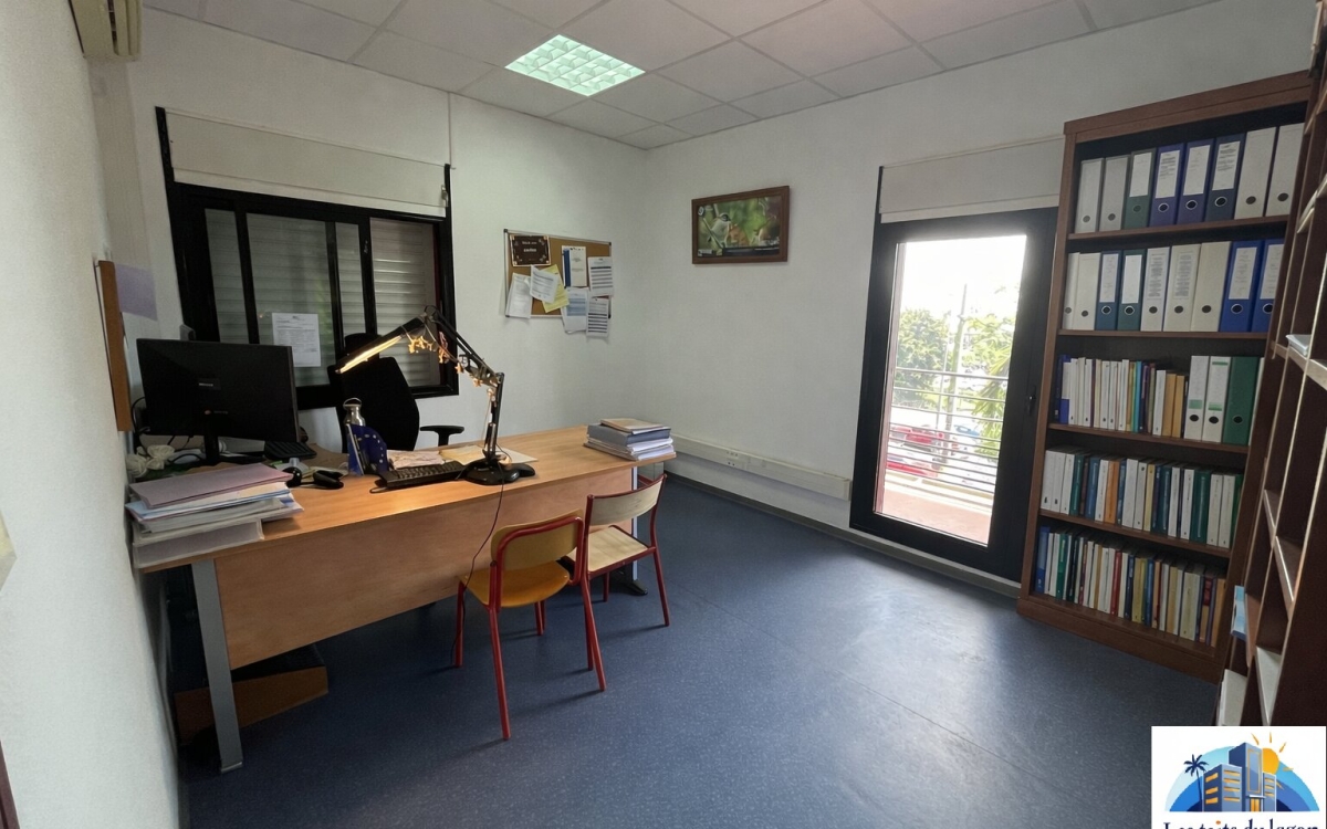 &Agrave; LOUER &ndash; BUREAUX D'EXCEPTION &Agrave; SAINT-DENIS (BELLEPIERRE)