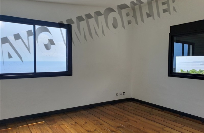 Location Appartement 120m&sup2; 5 pi&egrave;ces Saint-Leu
