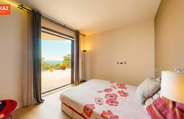 Vente Maison 158.7m&sup2; 4 pi&egrave;ces Piton Saint Leu