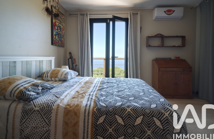 Vente Divers 223m&sup2; 7 pièces Les Avirons