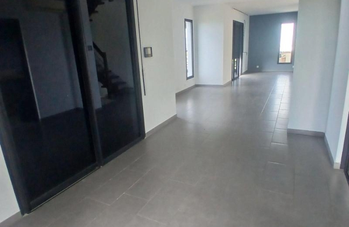 Vente Maison 106m&sup2; 4 pièces Petite &icirc;le