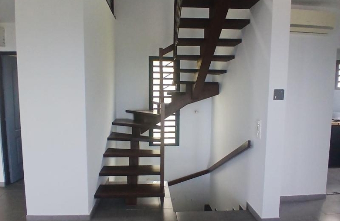 Vente Maison 106m&sup2; 4 pièces Petite &icirc;le