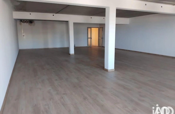 Vente Local commercial 131m&sup2; Saint Paul