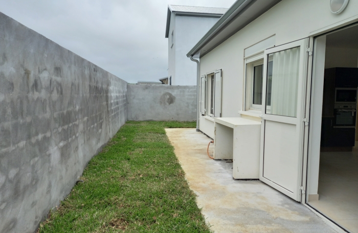 Villa T4 r&eacute;cente &agrave; Ste Suzanne