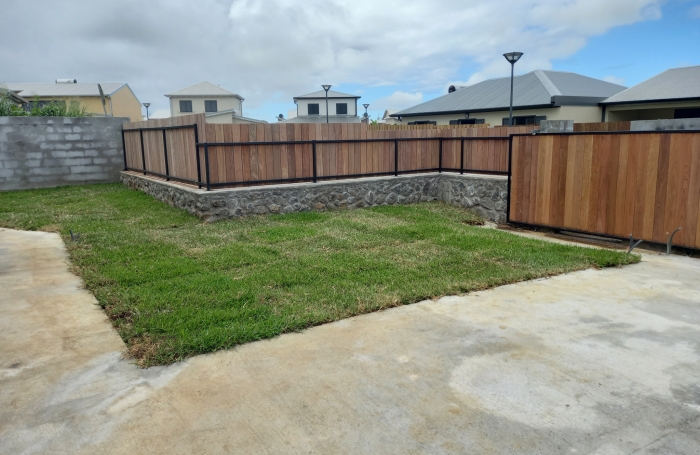 Villa T4 r&eacute;cente &agrave; Ste Suzanne