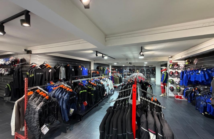 Vente Local commercial 2342m&sup2; Saint-Pierre