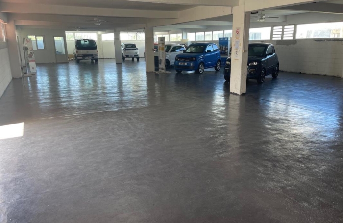Vente Local commercial 2342m&sup2; Saint-Pierre