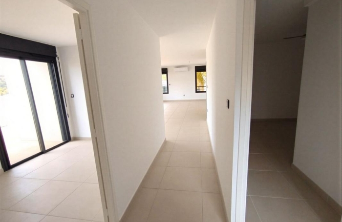 Location Appartement 94.6m&sup2; 4 pièces Saint Gilles les Bains