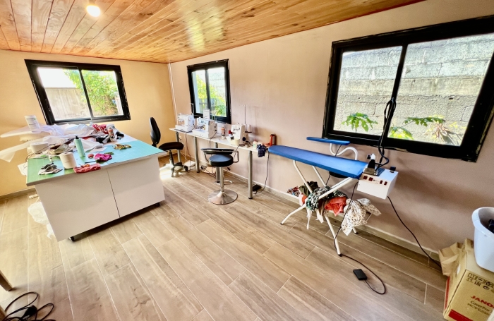 SAINT PHILIPPE 97442 - MAISON EN BON &Eacute;TAT G&Eacute;N&Eacute;RAL - VARANGUE - TERRAIN PLAT