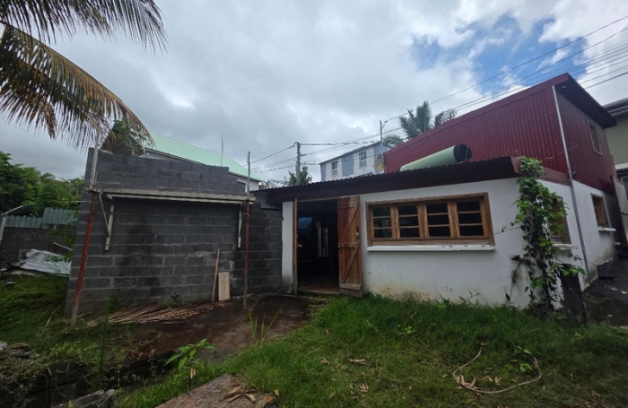 Vente Maison 150m&sup2; 3 pièces Saint Paul