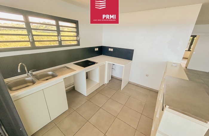 Vente Appartement 73.95m&sup2; 4 pi&egrave;ces Saint-Leu