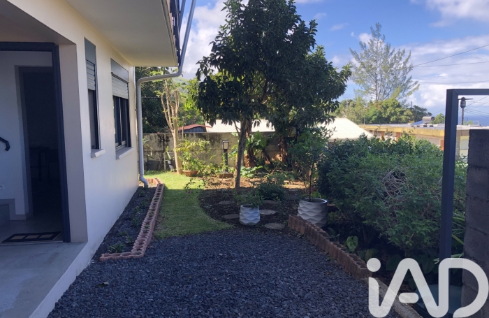 Vente Divers 102m&sup2; 3 pièces Saint Joseph