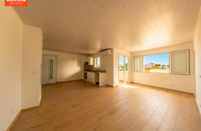 Location Appartement 80m&sup2; 4 pi&egrave;ces Saint-Pierre