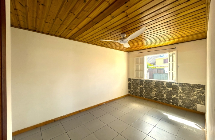 HAUT DE MAISON 4 PIECES  PETITE ILE