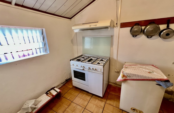 SAINT PIERRE 97410 - MAISON F4 &Agrave; RAFRA&Icirc;CHIR - QUARTIER RECHERCHE - PROCHE CHU SUD