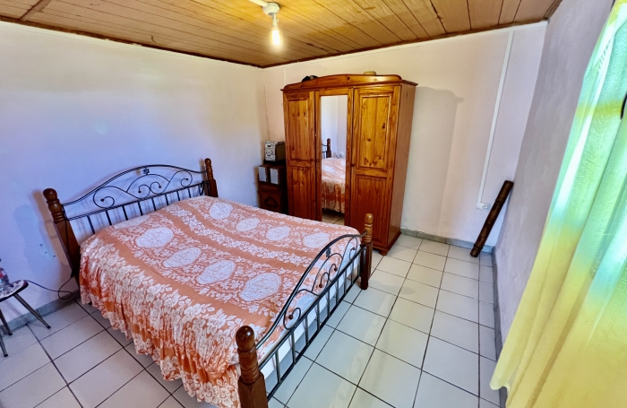 SAINT PIERRE 97410 - MAISON F4 &Agrave; RAFRA&Icirc;CHIR - QUARTIER RECHERCHE - PROCHE CHU SUD