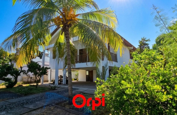 Vente Maison 185m&sup2; 4 pièces Saint Gilles les Bains