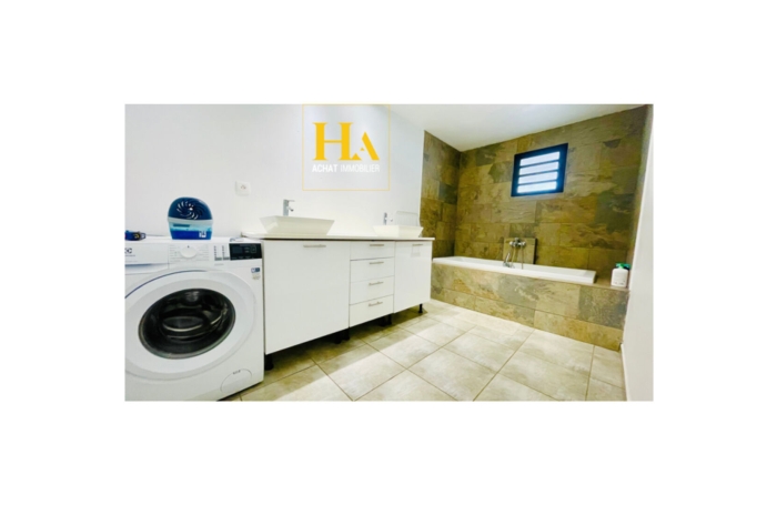 Vente Maison 90m&sup2; 5 pi&egrave;ces Saint Louis