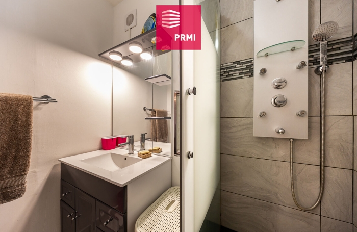 Vente Appartement 38m&sup2; 1 pi&egrave;ce Saint Gilles les Bains