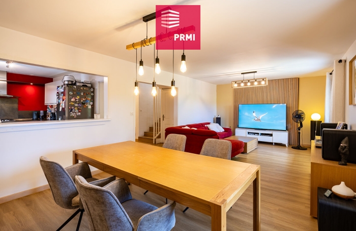 Vente Maison 119m&sup2; 4 pi&egrave;ces Saint Gilles Les Hauts