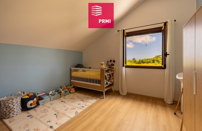 Vente Maison 119m&sup2; 4 pi&egrave;ces Saint Gilles Les Hauts